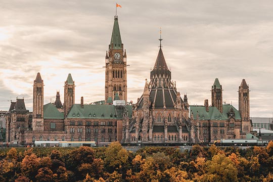 Parliament du Canada Pour en savoir plus sur la mise à jour économique fédérale