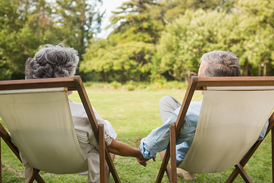 Convertissez votre adhésion individuelle en adhésion double Un heureux couple, tous deux membres de Retraités fédéraux.