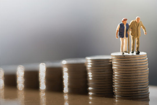 Some single retirees argue that splitting pension income is an unfair advantage Some single retirees argue that splitting pension income is an unfair advantage.