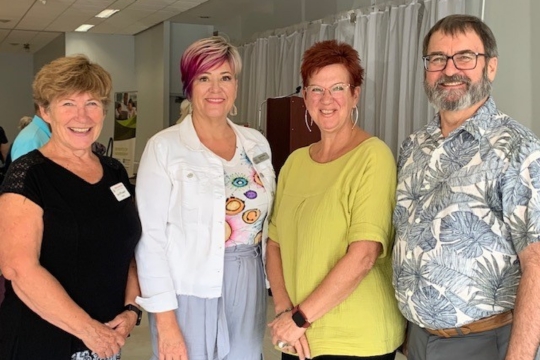 Manitoba volunteers take action on healthy aging in the province. À partir de la gauche : Ceci O’Flaherty, Connie Kehler, Cynthia Foreman et Glenn Armstrong.