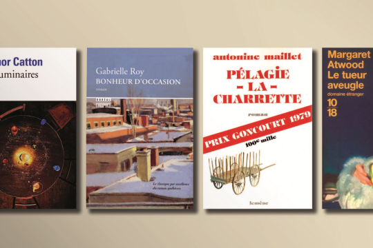 Des livres à la suite.