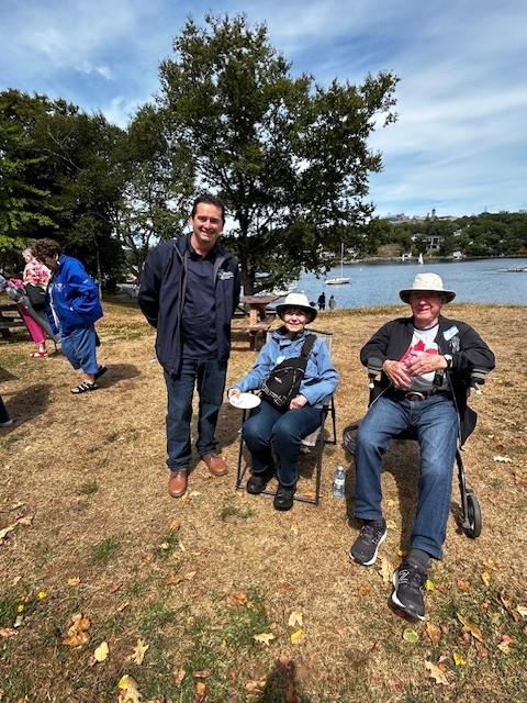 Rick Burns and members enjoying the day at the Dingle.