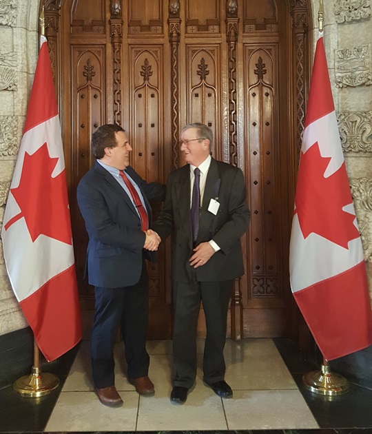 Federal Retirees President Jean-Guy Soulière and Member of Parliament Marc Serré talk national seniors strategy on April 3, 2017