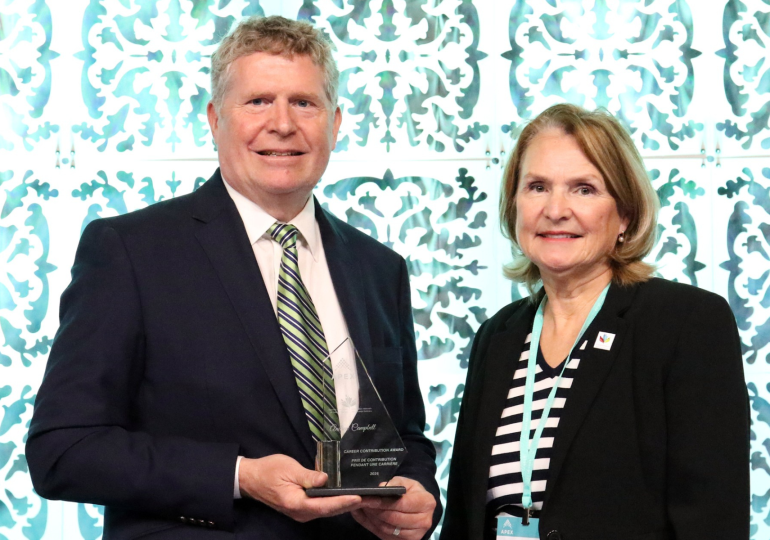 Andrew Campbell, recipient of the 2026 APEX Career Contribution Award, with Gisèle Tassé-Goodman.